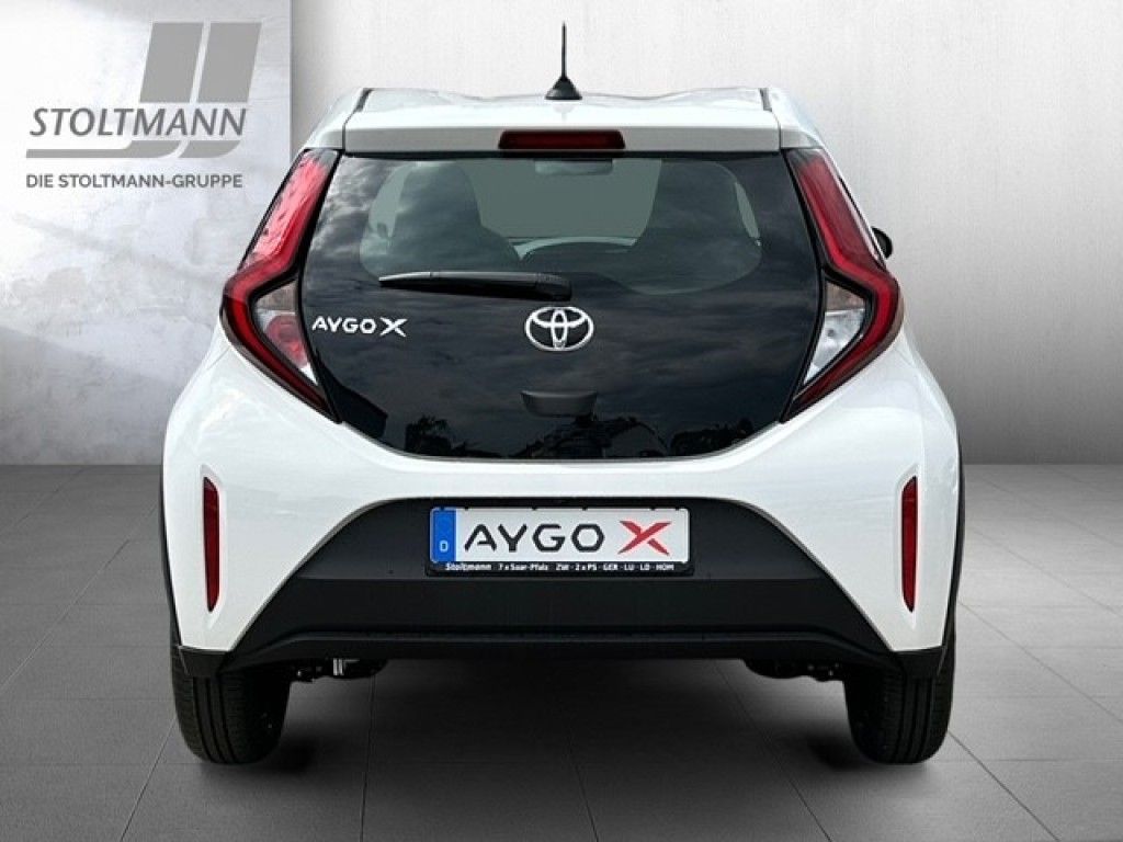 Foto 1 - Aygo X Business Edition, Schneeweiß