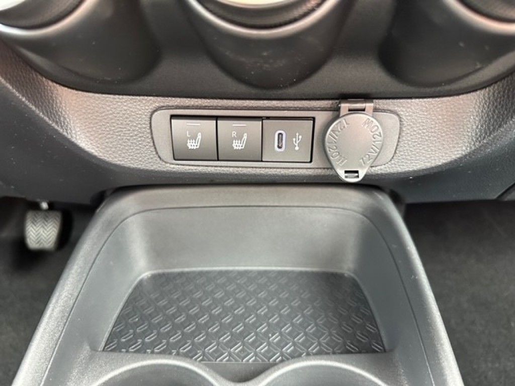 Foto 1 - Aygo X Business Edition, Schneeweiß