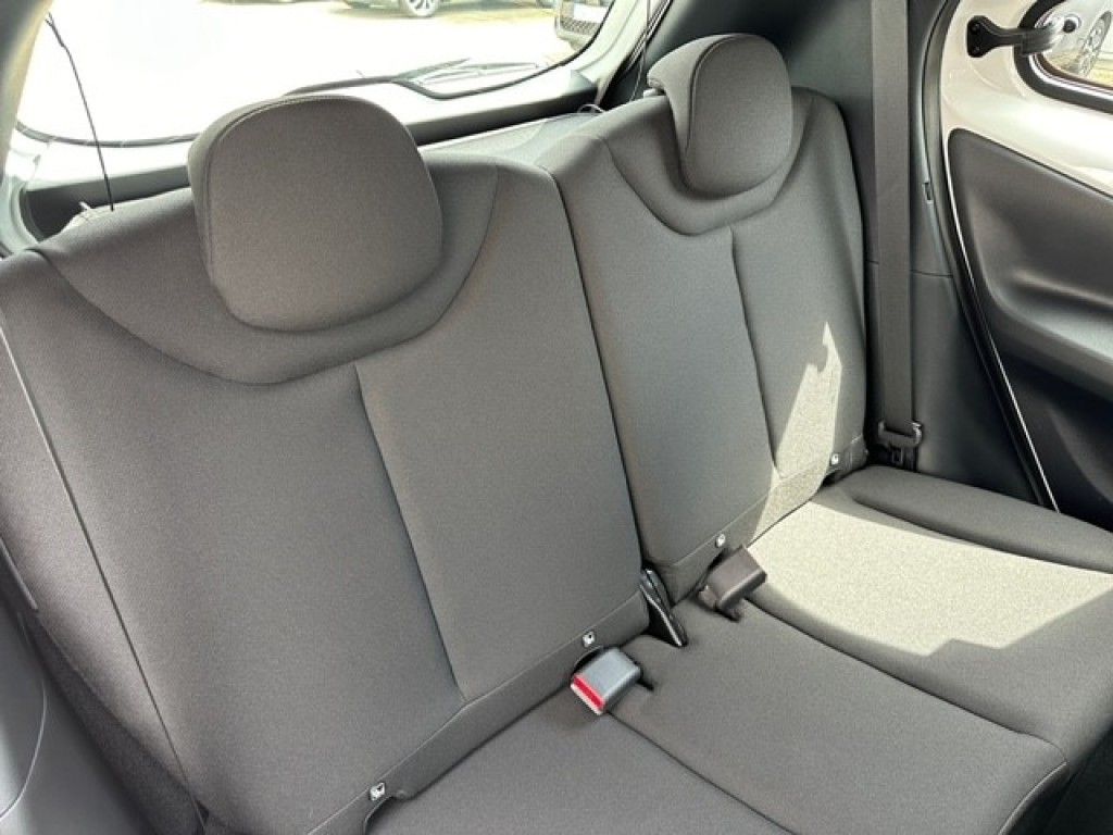 Foto 1 - Aygo X Business Edition, Schneeweiß