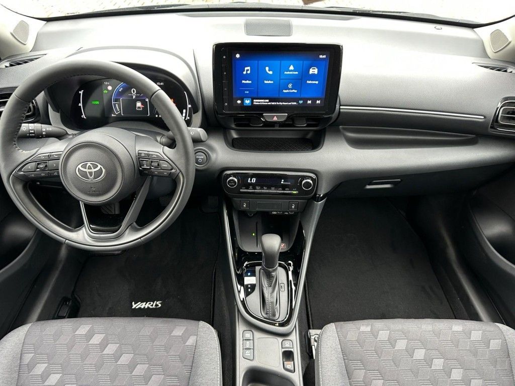 Foto 1 - Yaris Hybrid 116 1.5 VVT-i Teamplayer (XPA1), Mysticschwarz Mica