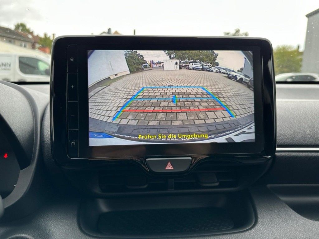 Foto 1 - Yaris Hybrid 116 1.5 VVT-i Teamplayer (XPA1), Mysticschwarz Mica