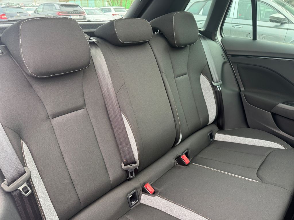 Foto 1 - SKODA KAMIQ 1.5 TSI DSG Selection, Moon-Weiß Perleffekt
