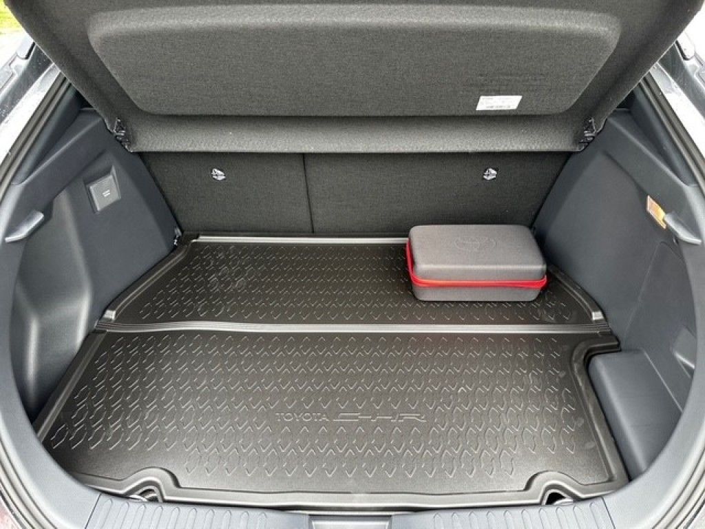 Foto 1 - C-HR 2.0 Plug-in-Hybrid Teamplayer (AX2), Marlingrau metallic / Dach schwarz