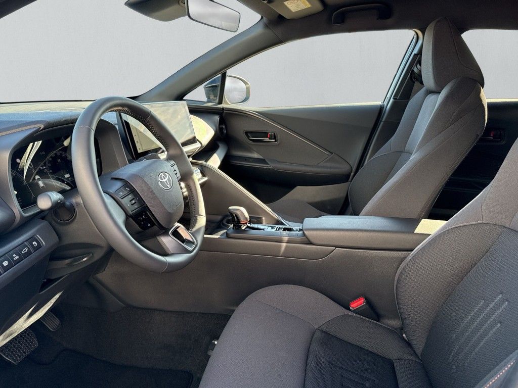 Foto 1 - C-HR 2.0 Plug-in-Hybrid Teamplayer (AX2), Cosmic-silber Metallic/Schwarz